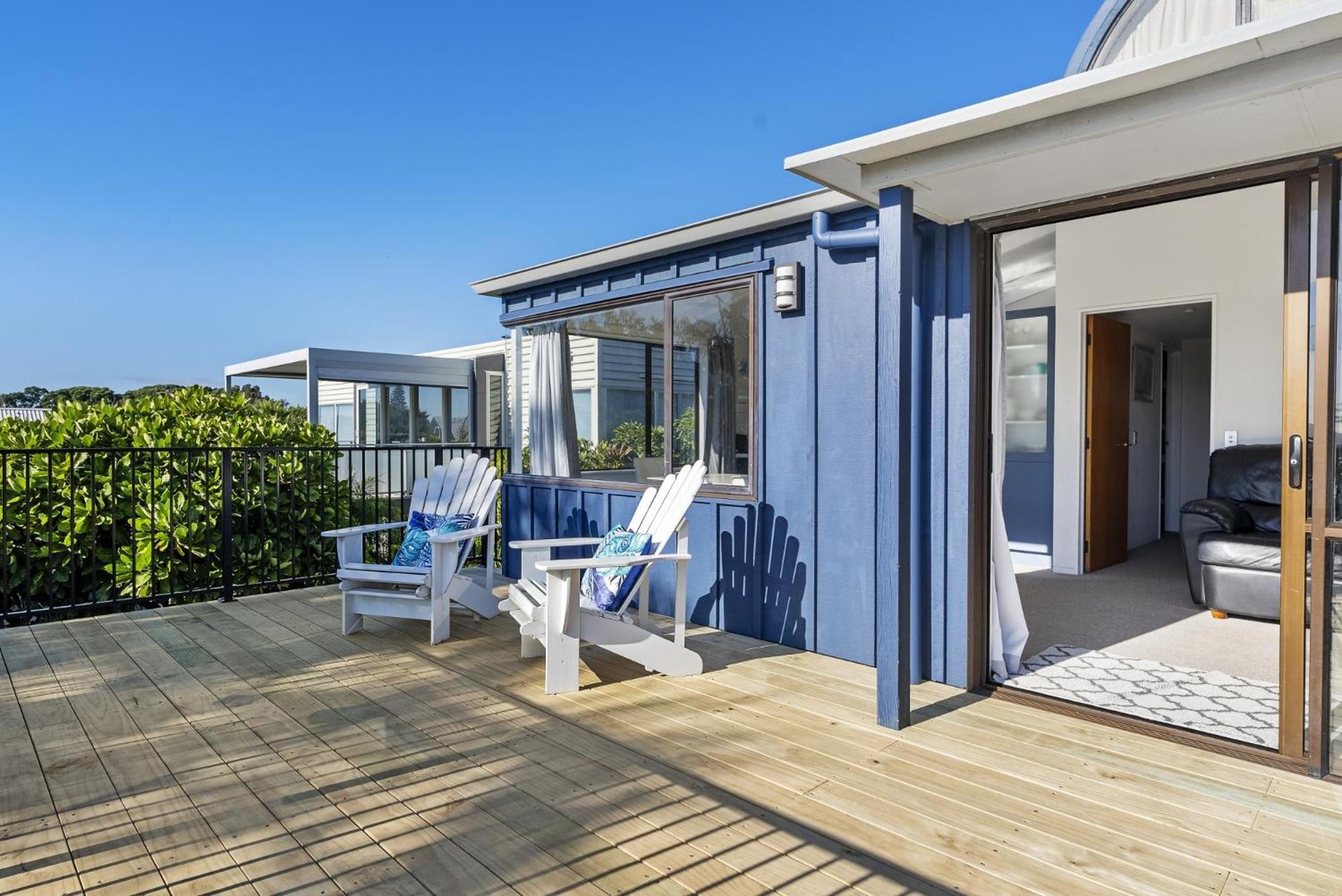 The Blue Beach House Mount Maunganui Exterior photo